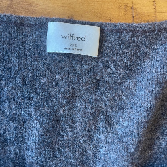 aritzia Wilfred wool long sleeve top with bustier detail - Picture 2 of 3